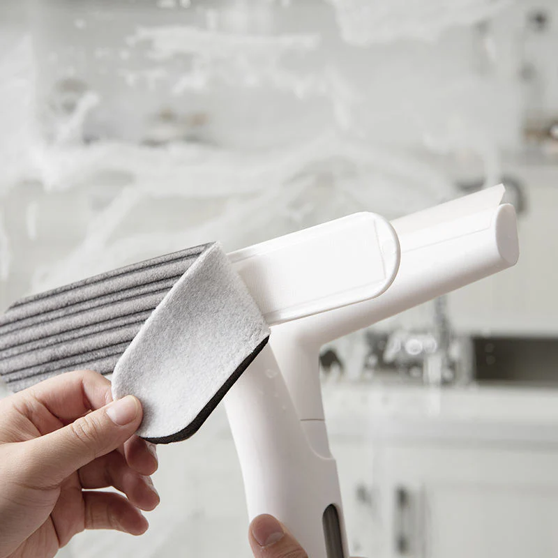 3-in-1 Window Wiper with Spray Bottle & Squeegee – Adjustable Handle for Glass, Mirrors & Car Windows - Image 3