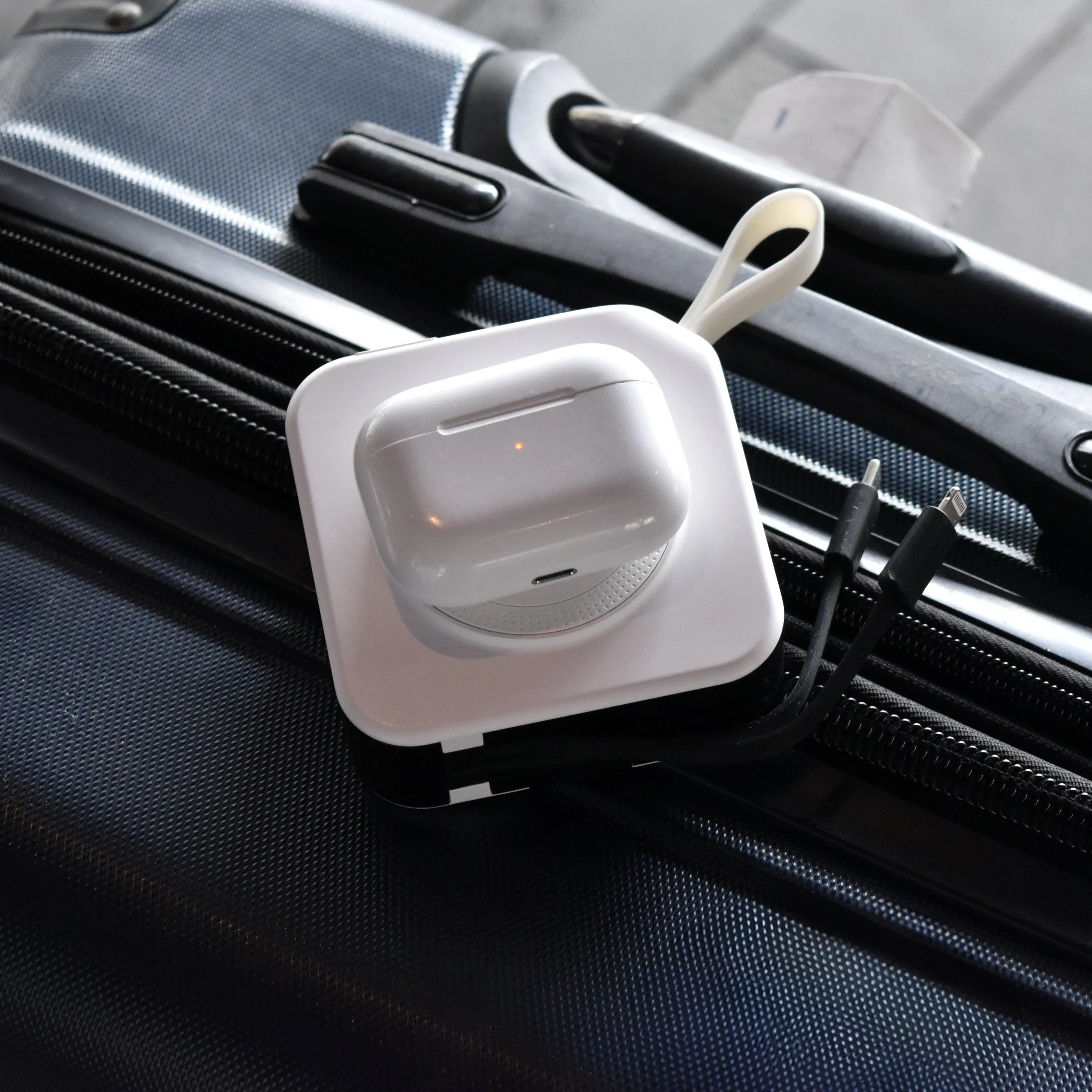 Universal Power Bank - Image 10