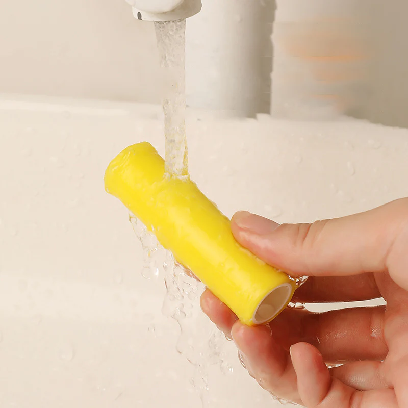 Reusable Lint Roller - Image 3