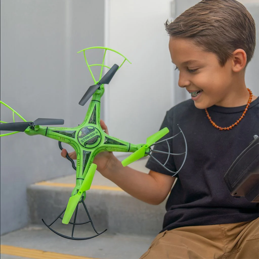Striker-X Glow-in-the-Dark HD Camera Drone – 2.4GHz RC Quadcopter with HD Video & Night Flight Lights - Image 2