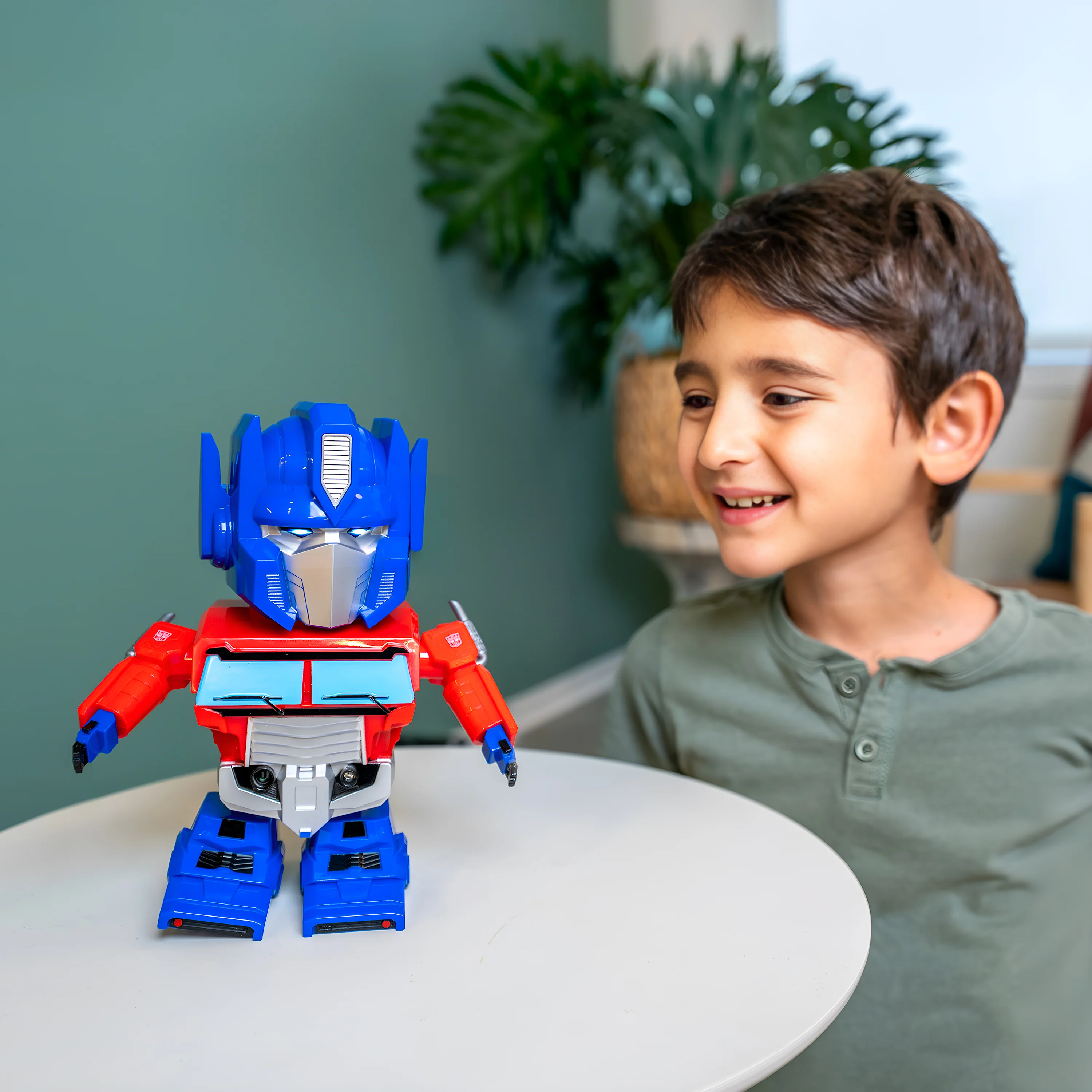 Transformers Dancing Robot Series – with Lights & Sounds - Image 5